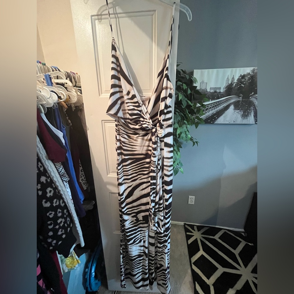 Adjustable straps jumpsuit